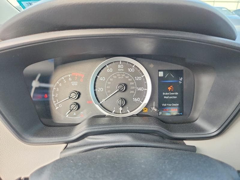 2020 TOYOTA COROLLA LE 9