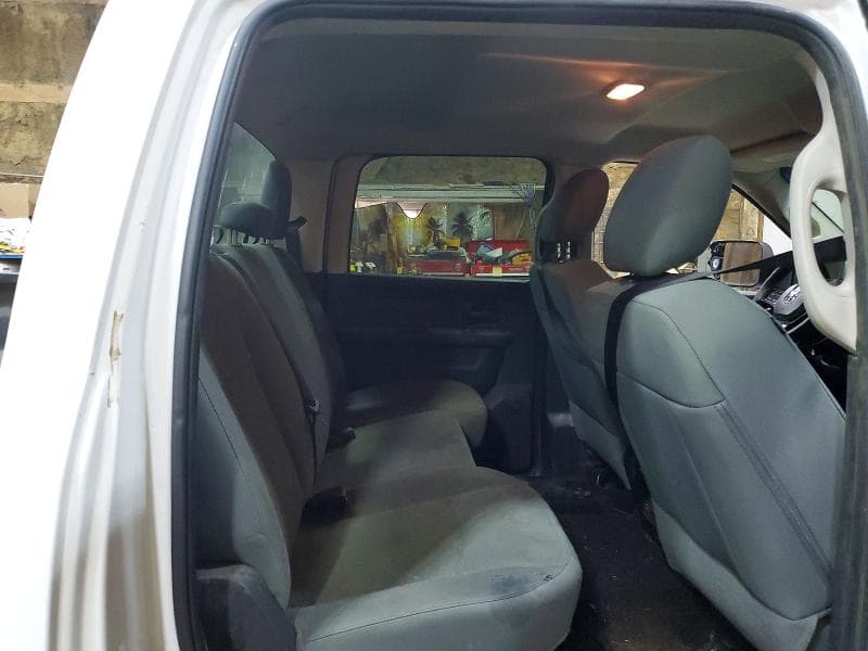 2017 RAM 1500 ST 10