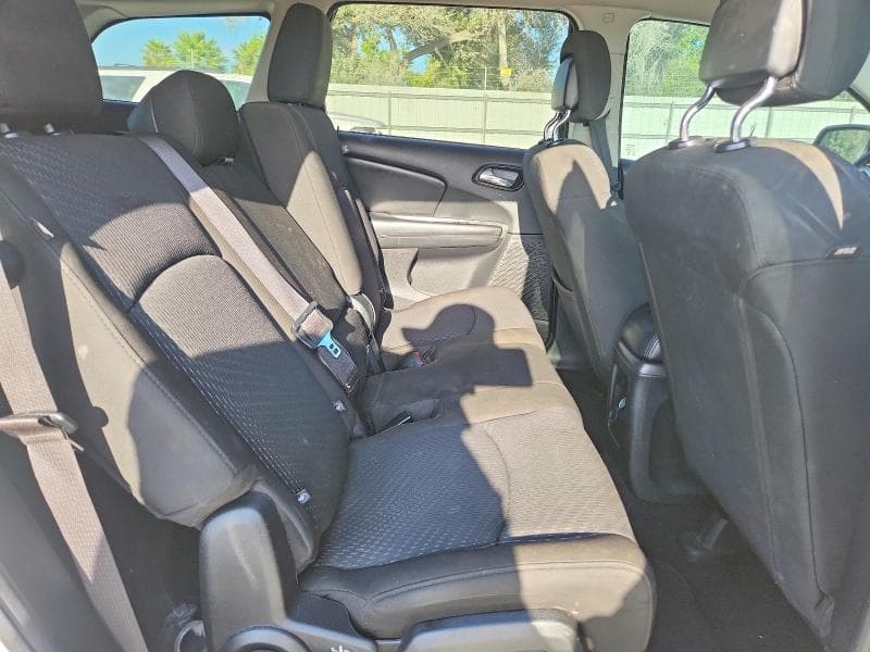 2019 DODGE JOURNEY SE 10