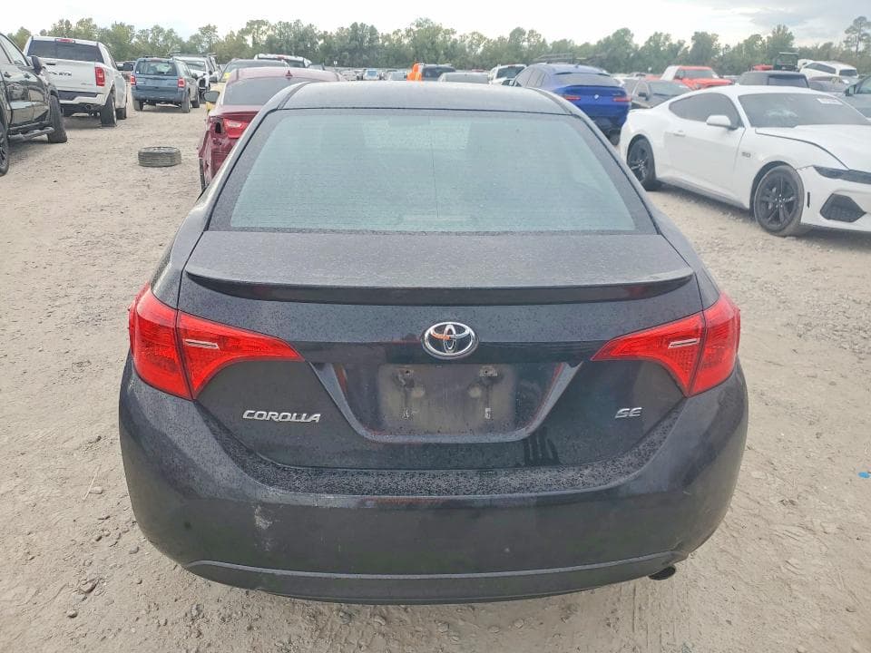 2018 TOYOTA COROLLA SE 6