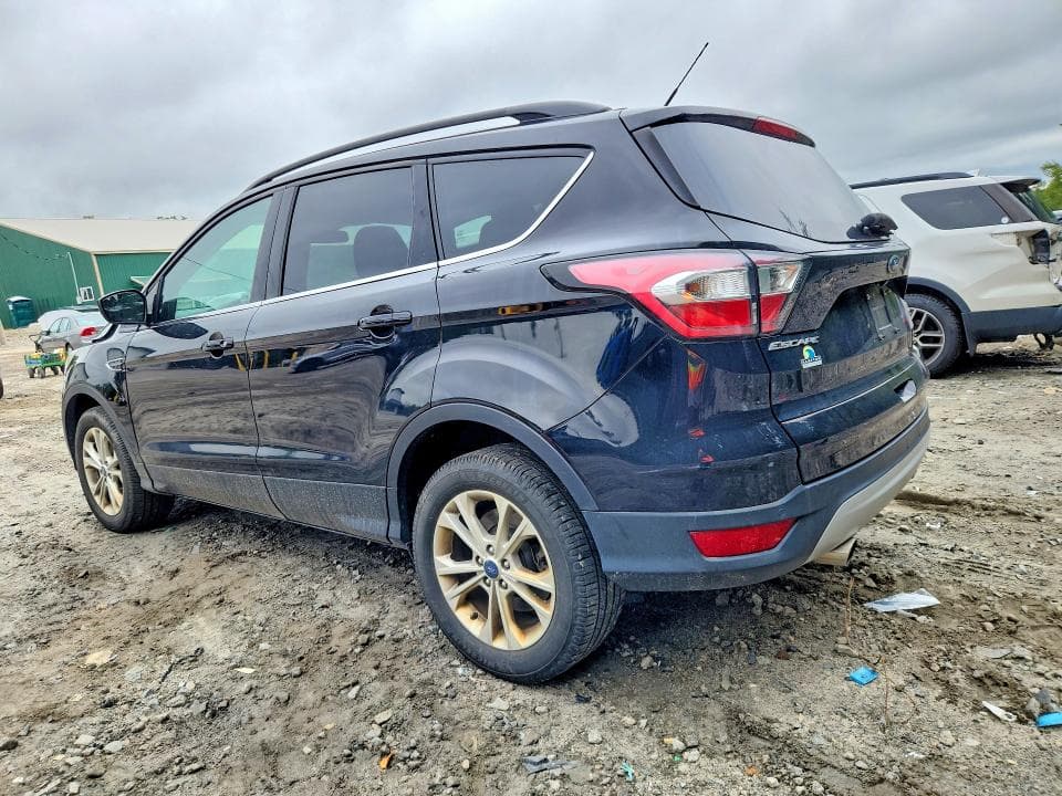 2017 FORD ESCAPE SE 2