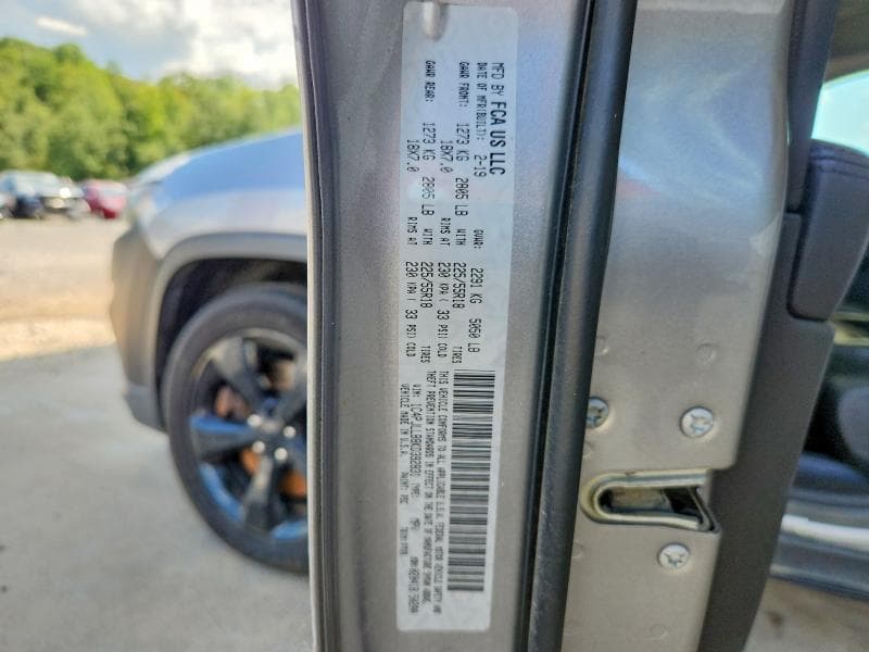 2019 JEEP CHEROKEE LATITUDE PLUS 12