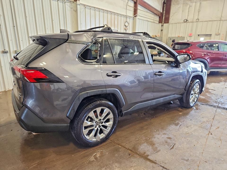 2024 TOYOTA RAV4 XLE PREMIUM 3