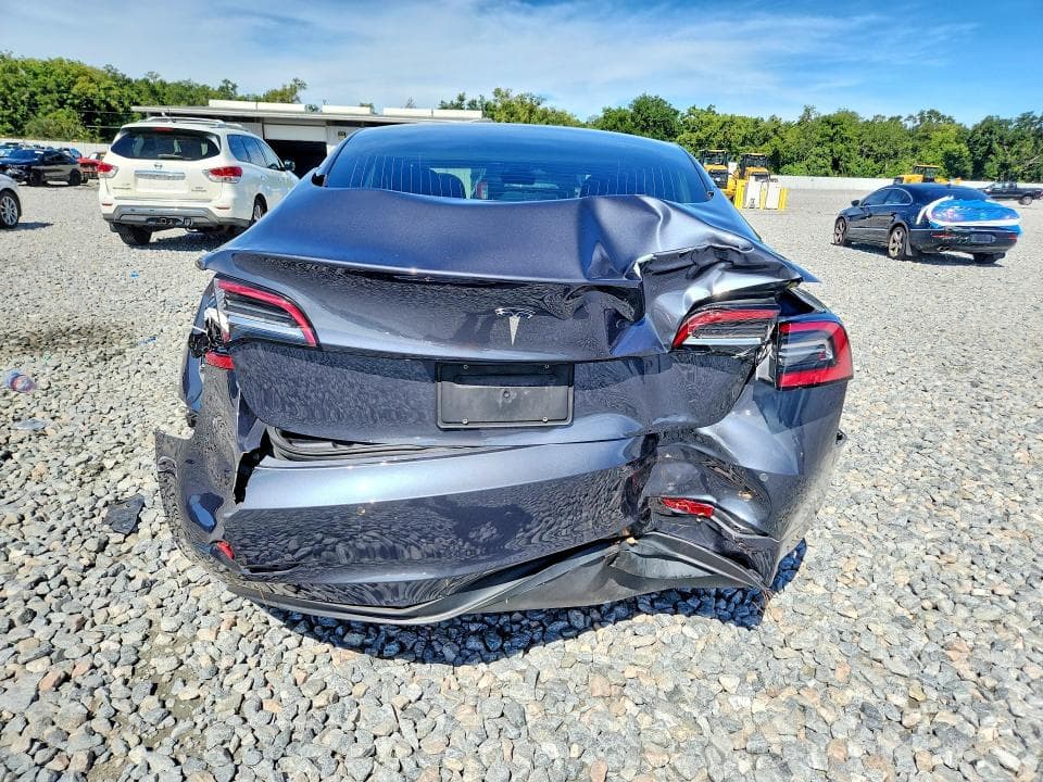 2019 TESLA MODEL 3 6