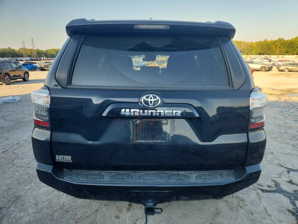 2024 TOYOTA 4RUNNER SR5 6
