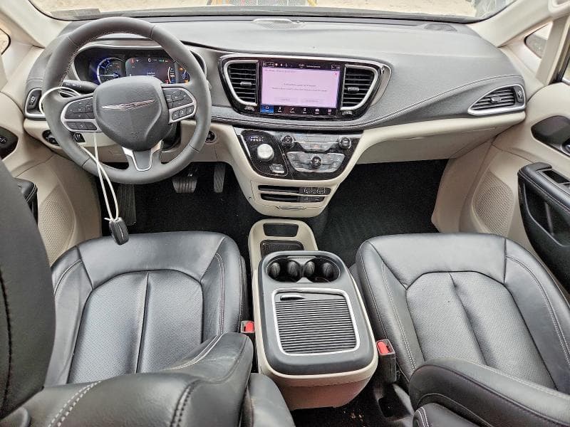 2022 CHRYSLER PACIFICA HYBRID TOURING L 8