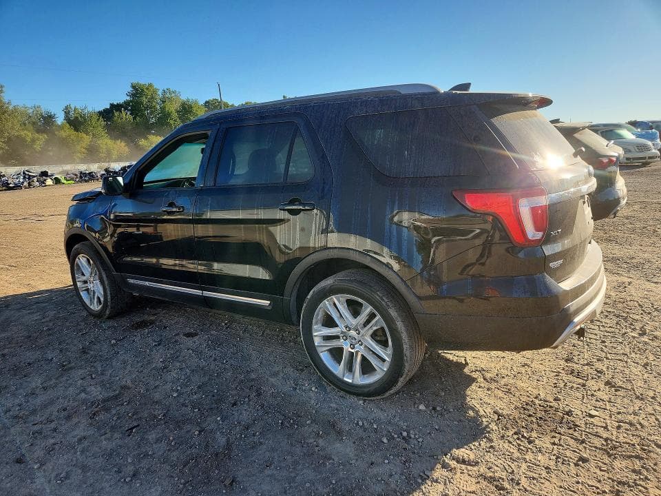 2017 FORD EXPLORER XLT 2