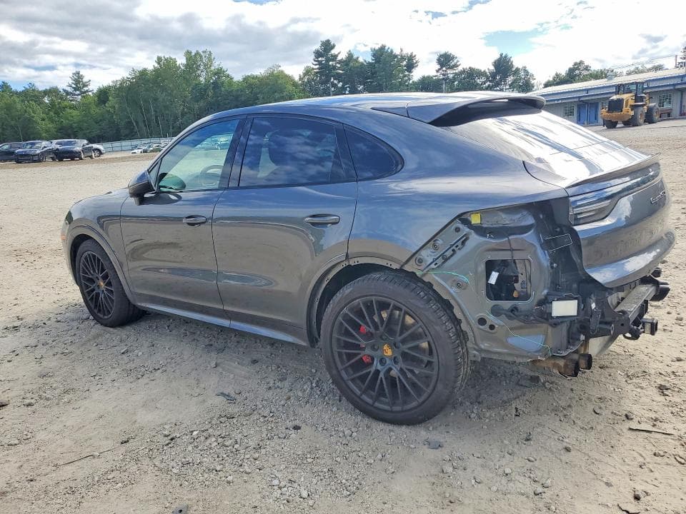 2021 PORSCHE CAYENNE GTS COUPE 2