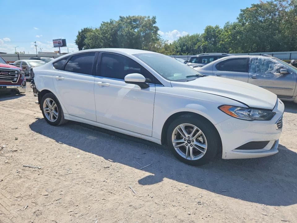 2018 FORD FUSION SE 4