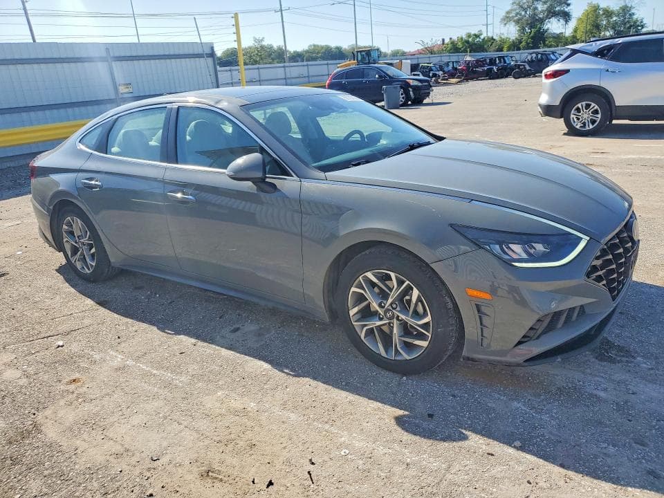 2020 HYUNDAI SONATA SEL 4