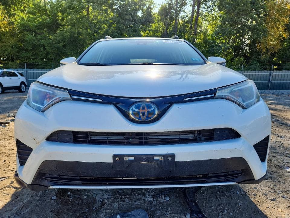 2018 TOYOTA RAV4 5