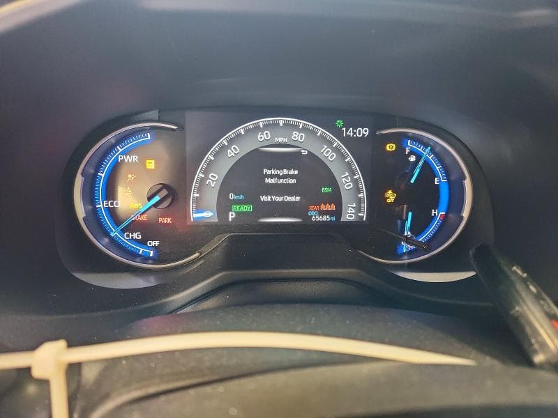 2021 TOYOTA RAV4 XSE 9