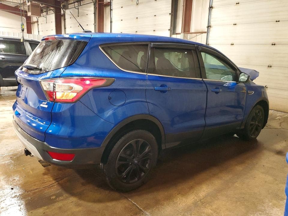 2017 FORD ESCAPE SE 3