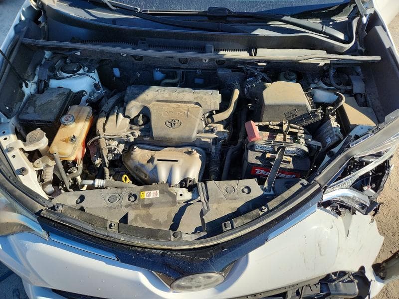 2018 TOYOTA RAV4 XLE 12