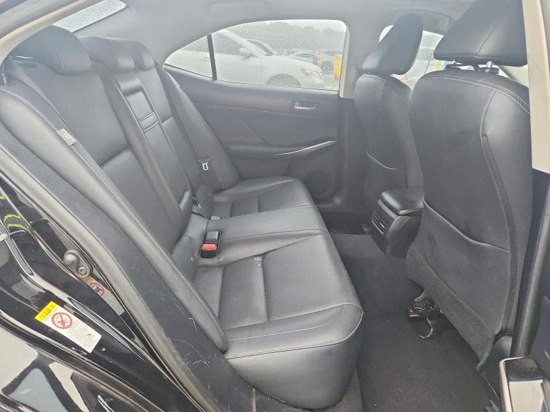 2018 LEXUS IS 300 10