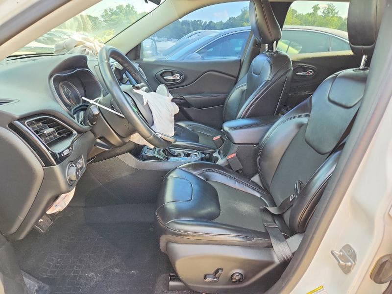 2019 JEEP CHEROKEE LATITUDE PLUS 7