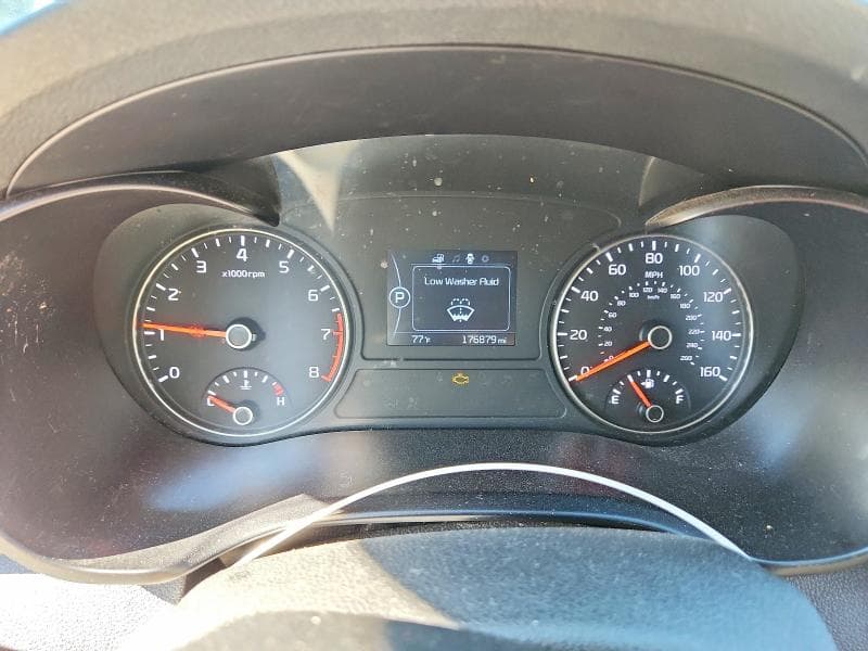 2018 KIA OPTIMA S 9