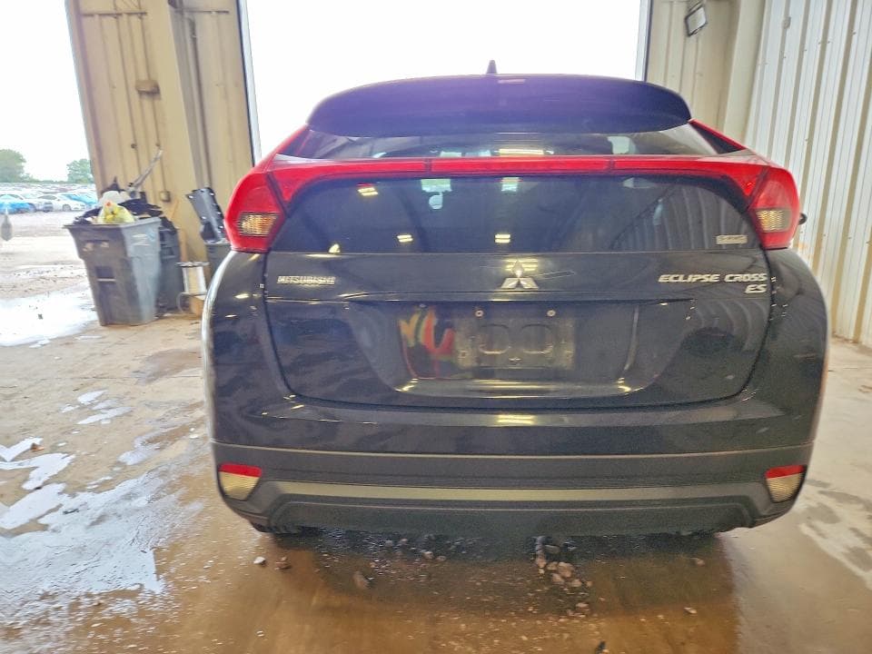 2019 MITSUBISHI ECLIPSE CROSS ES 6