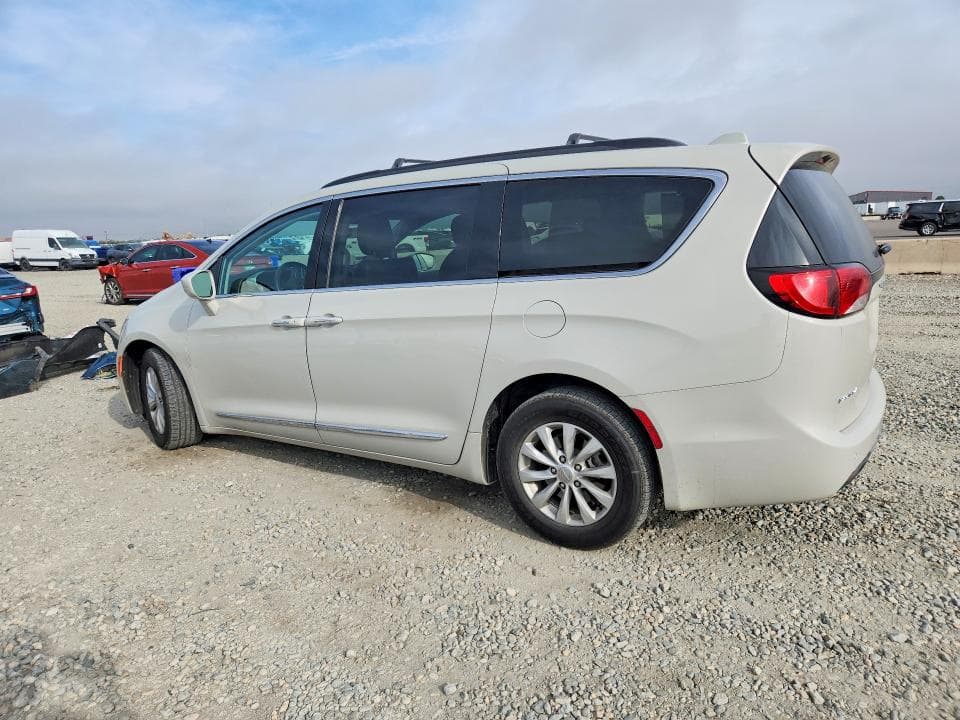 2017 CHRYSLER PACIFICA TOURING L 2