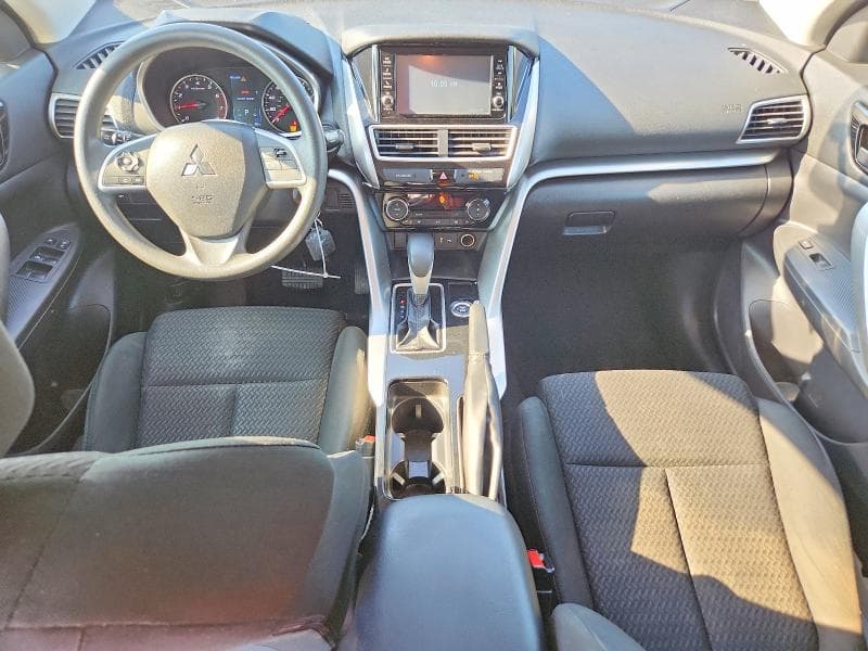 2020 MITSUBISHI ECLIPSE CROSS ES 8