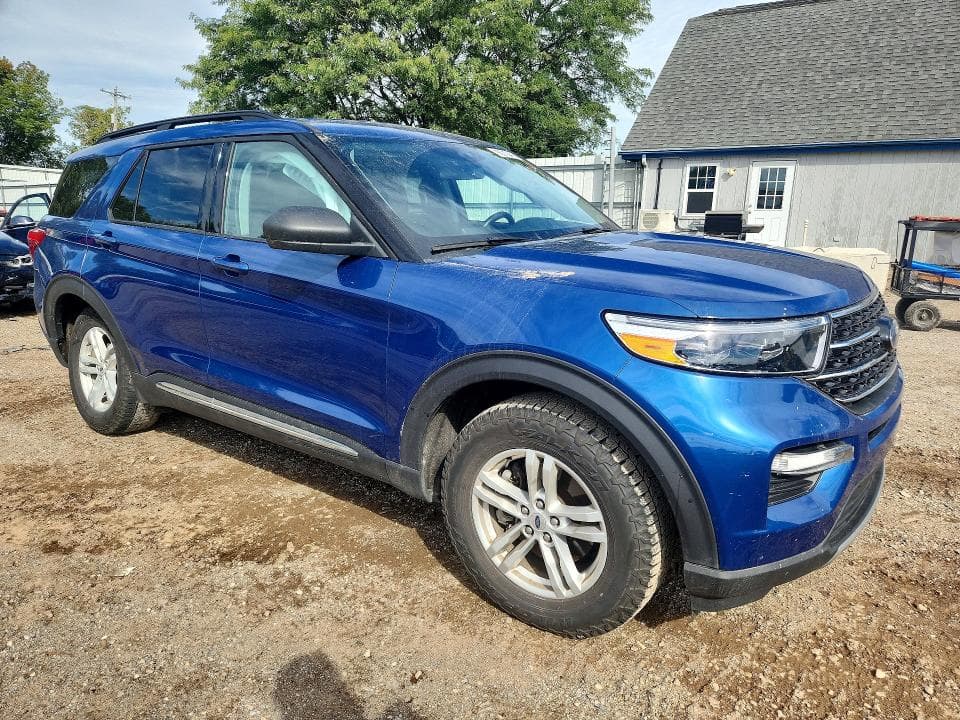2021 FORD EXPLORER XLT 4