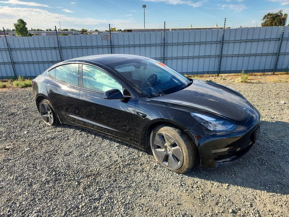 2023 TESLA MODEL 3 4