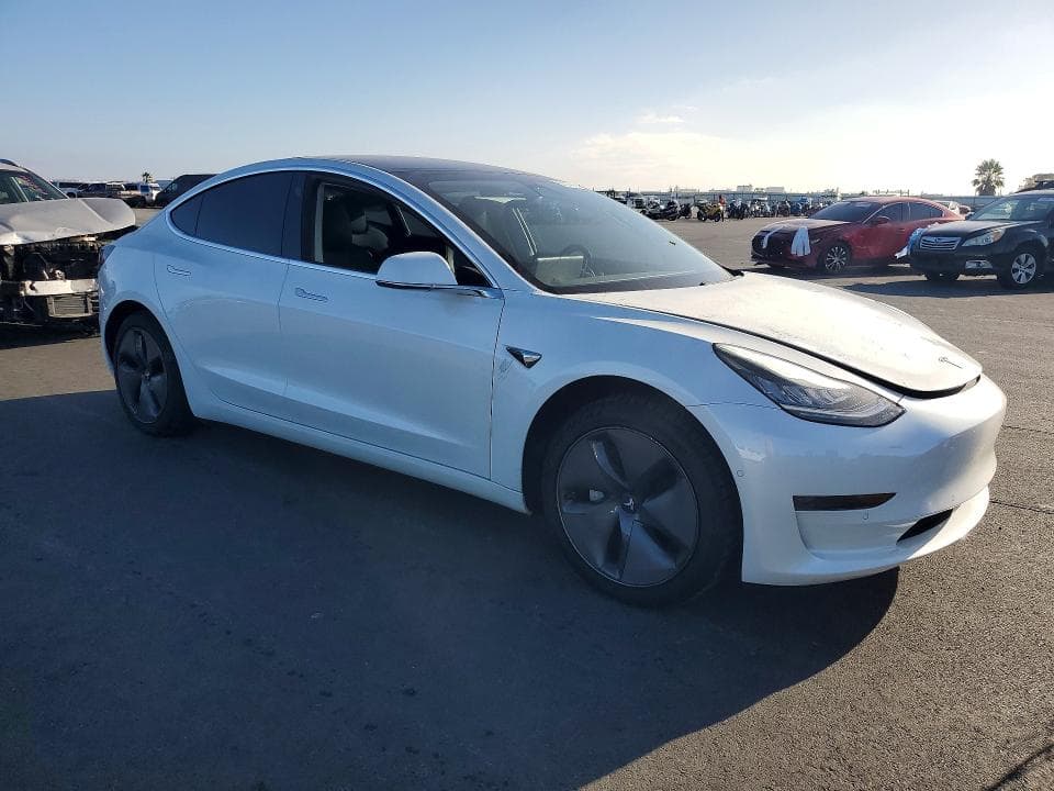 2020 TESLA MODEL 3 4