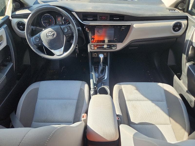 2017 TOYOTA COROLLA LE 8