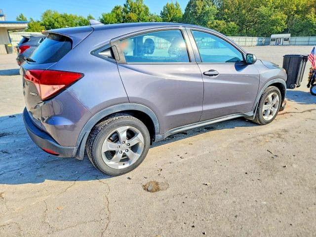 2017 HONDA HR-V LX 3