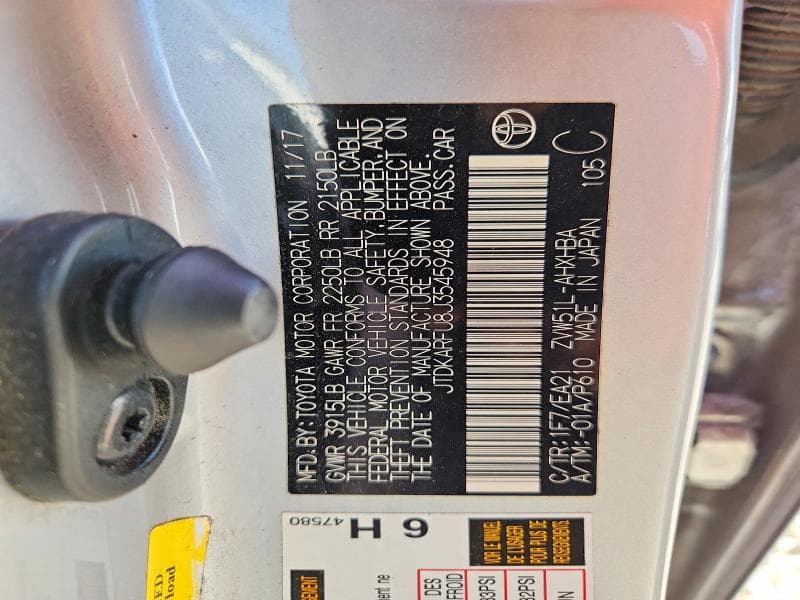 2018 TOYOTA PRIUS FOUR TOURING 12