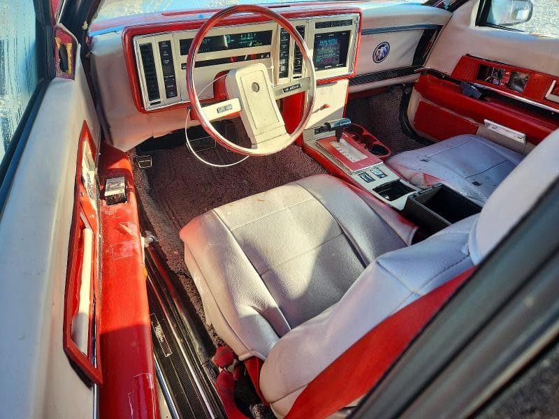 1986 BUICK RIVIERA 8