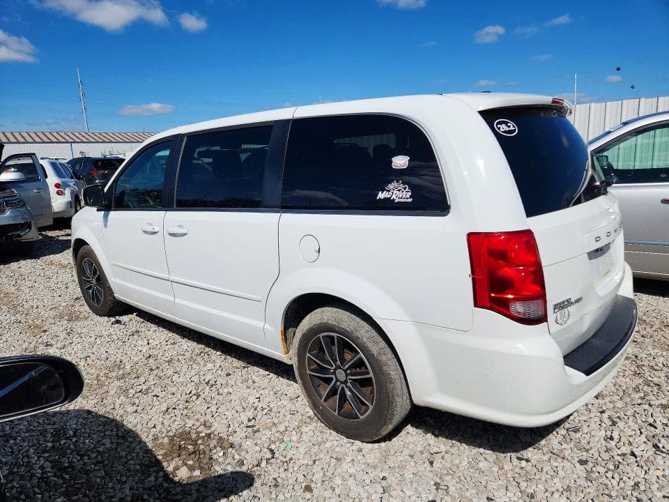 2017 DODGE GRAND CARAVAN SE 2