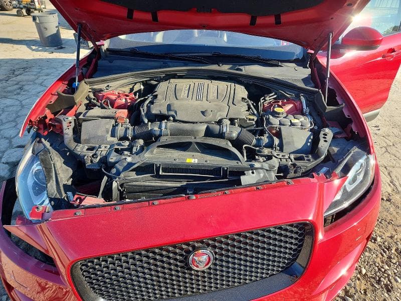 2017 JAGUAR F-PACE PREMIUM 11
