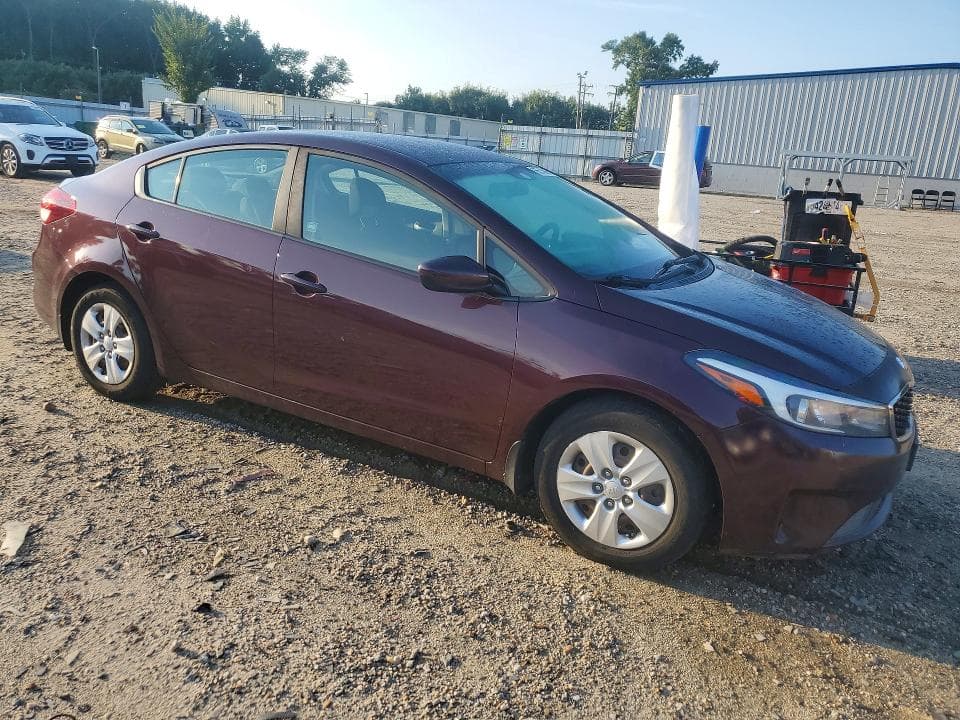 2017 KIA FORTE LX 4