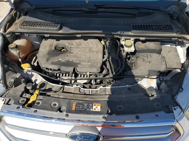 2017 FORD ESCAPE SE 12