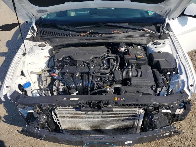2024 HYUNDAI ELANTRA LIMITED 11