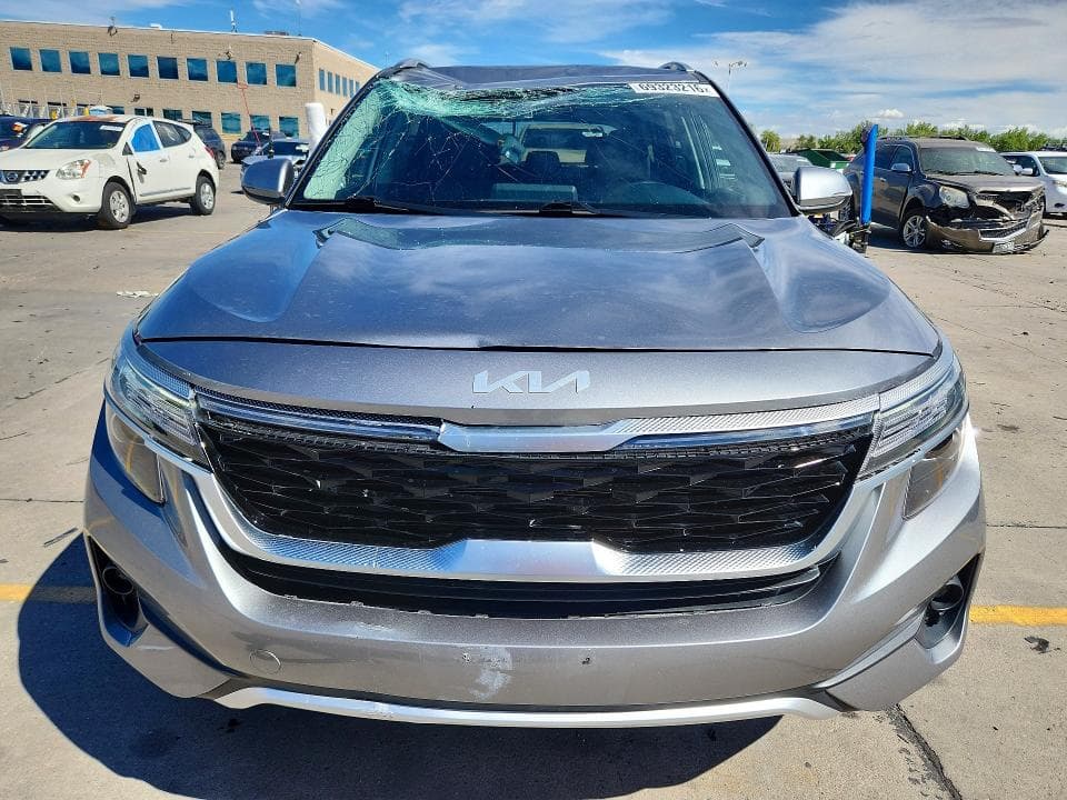 2023 KIA SELTOS S 5