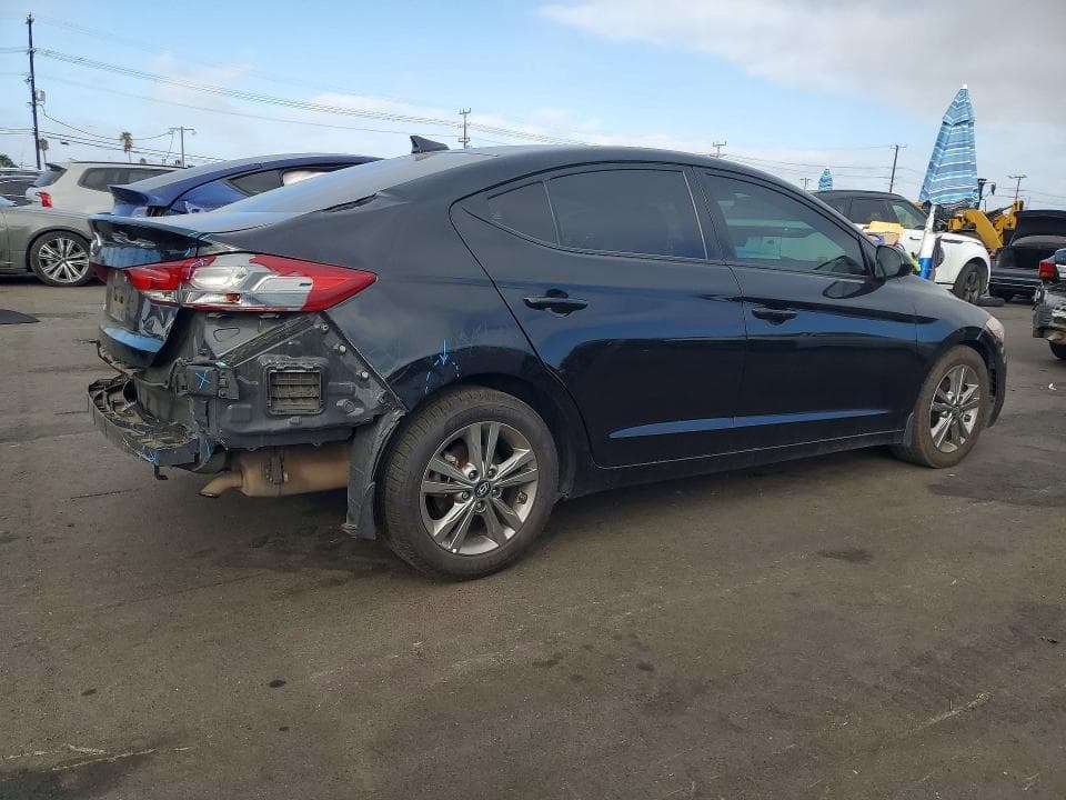 2018 HYUNDAI ELANTRA SEL 3