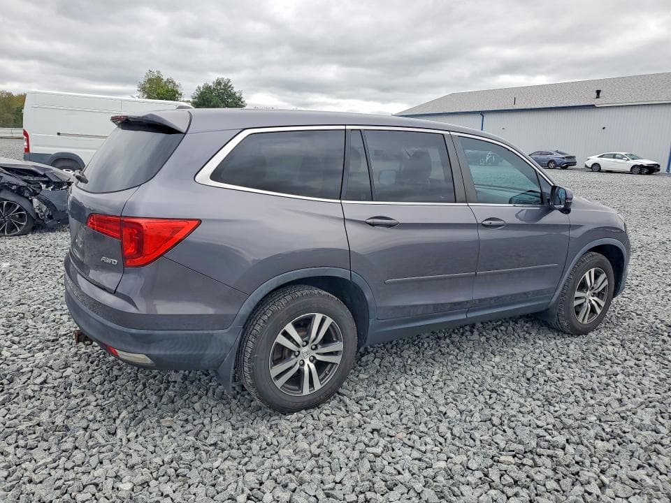 2018 HONDA PILOT EX 3