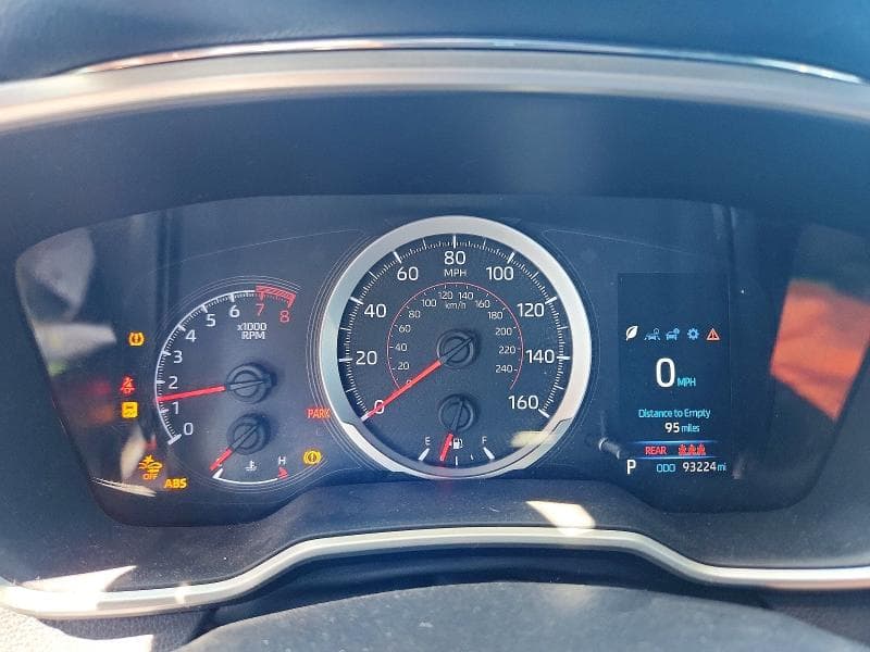 2019 TOYOTA COROLLA HATCHBACK SE 9