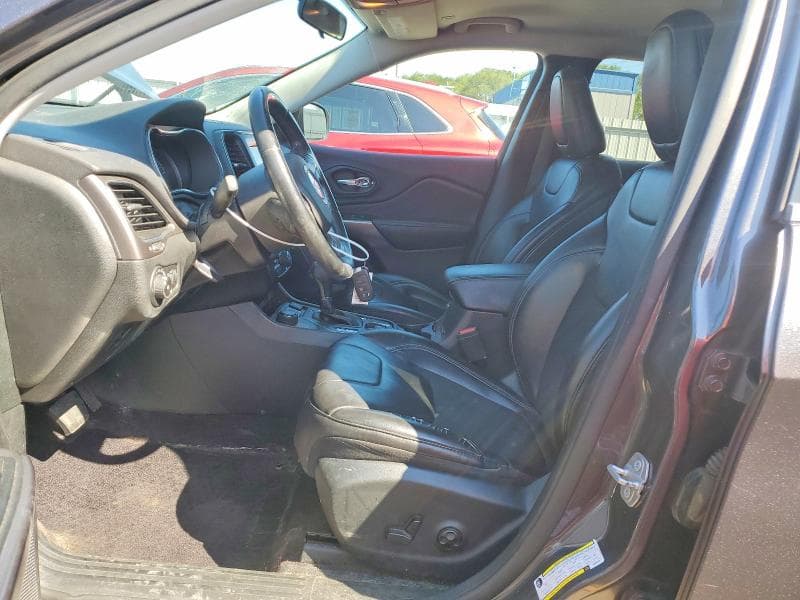 2019 JEEP CHEROKEE LATITUDE PLUS 7