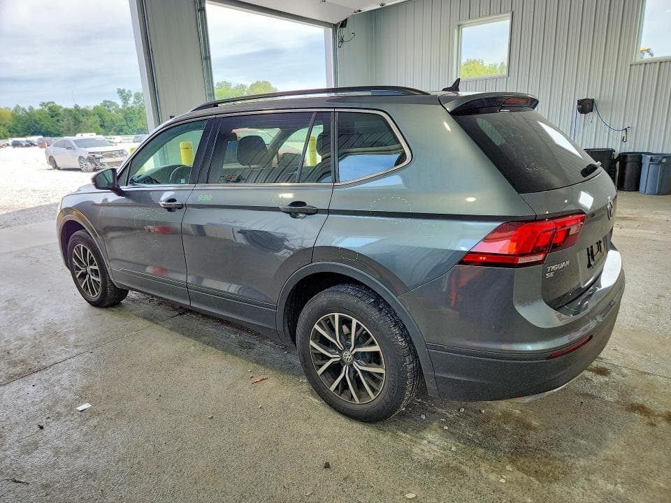 2019 VOLKSWAGEN TIGUAN SE 2