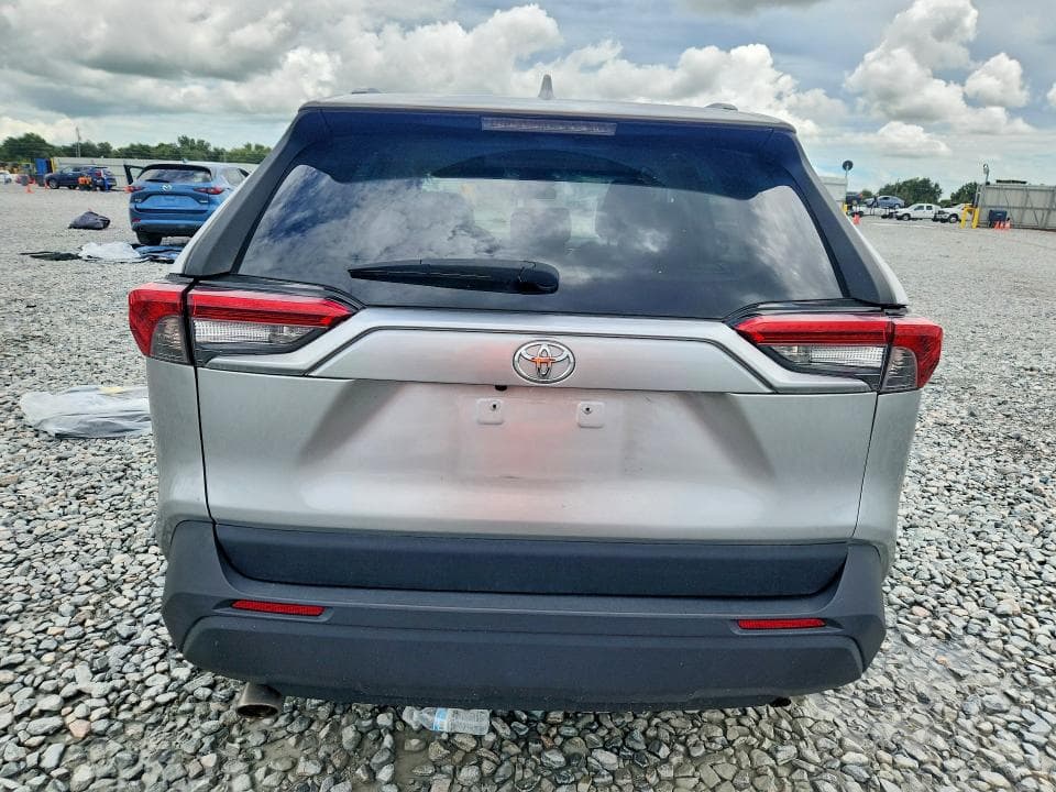 2021 TOYOTA RAV4 XLE PREMIUM 6