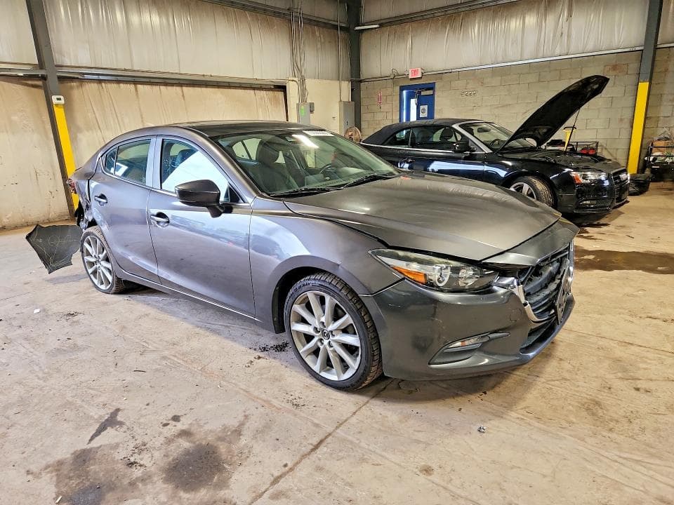 2017 MAZDA 3 TOURING 4