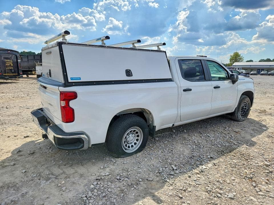 2024 CHEVROLET SILVERADO C1500 3