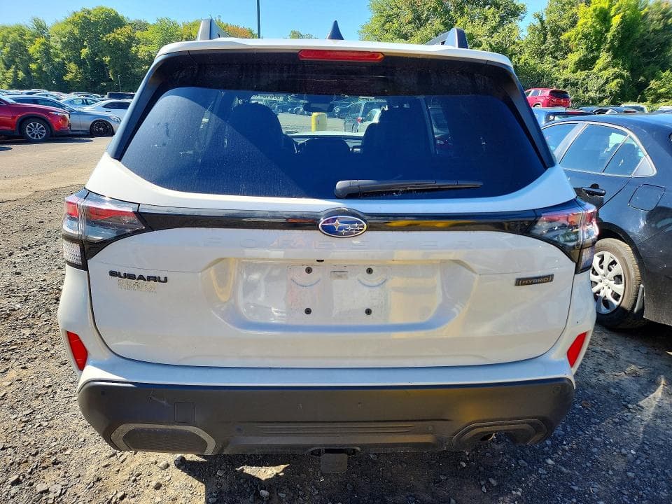 2025 SUBARU FORESTER LIMITED 6