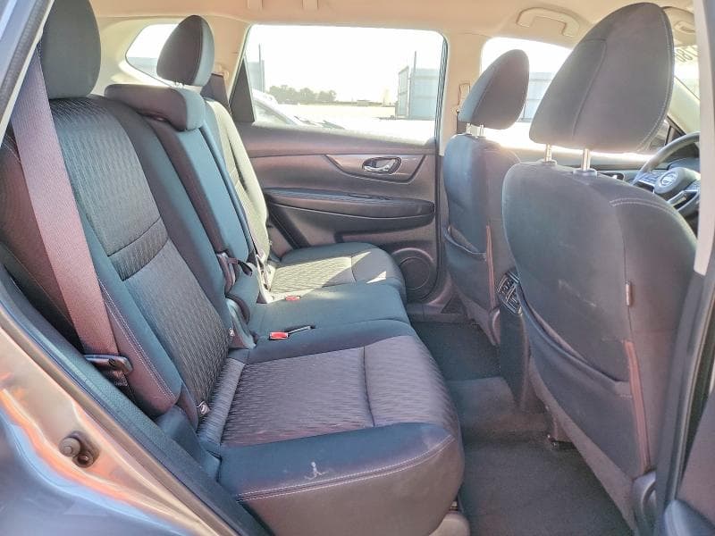 2017 NISSAN ROGUE S 11