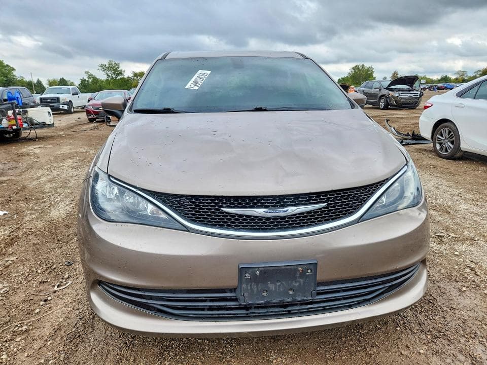 2017 CHRYSLER PACIFICA LX 5