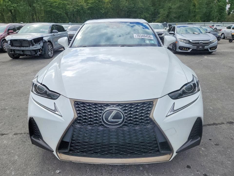 2018 LEXUS IS 300 5