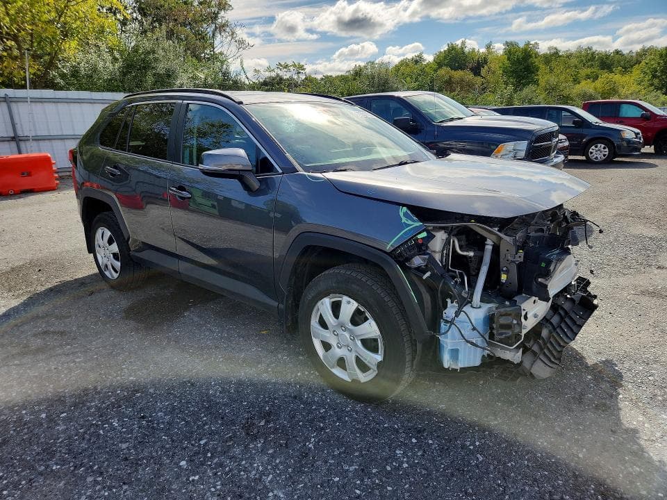 2019 TOYOTA RAV4 LE 4